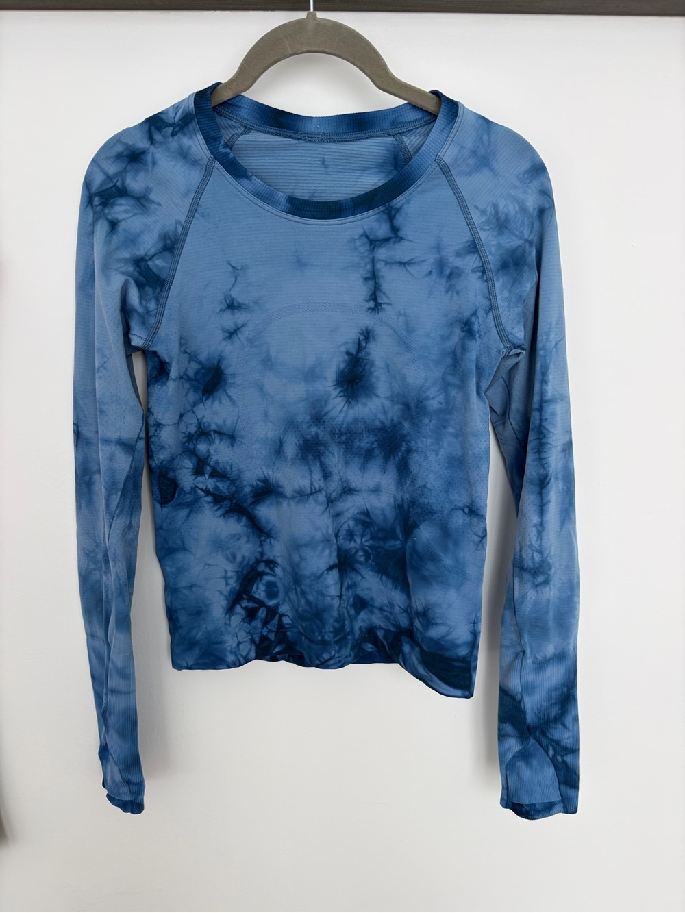 Lululemon Swiftly Tech Long Sleeve